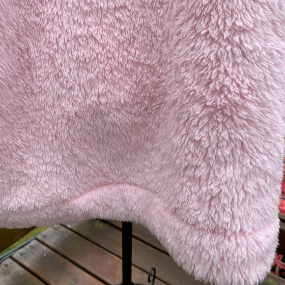 NWT Old Navy Women's size XXL Pink Sherpa Fuzzy Stretch Pullover Hoodie - Picture 3 of 10
